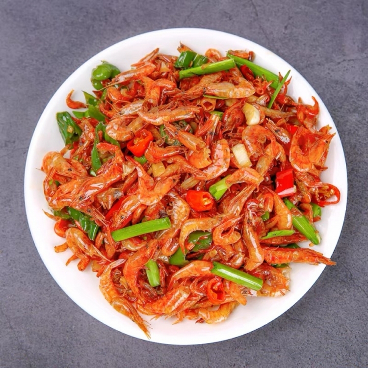 自捞自晒原生态小河虾舌尖上的野趣